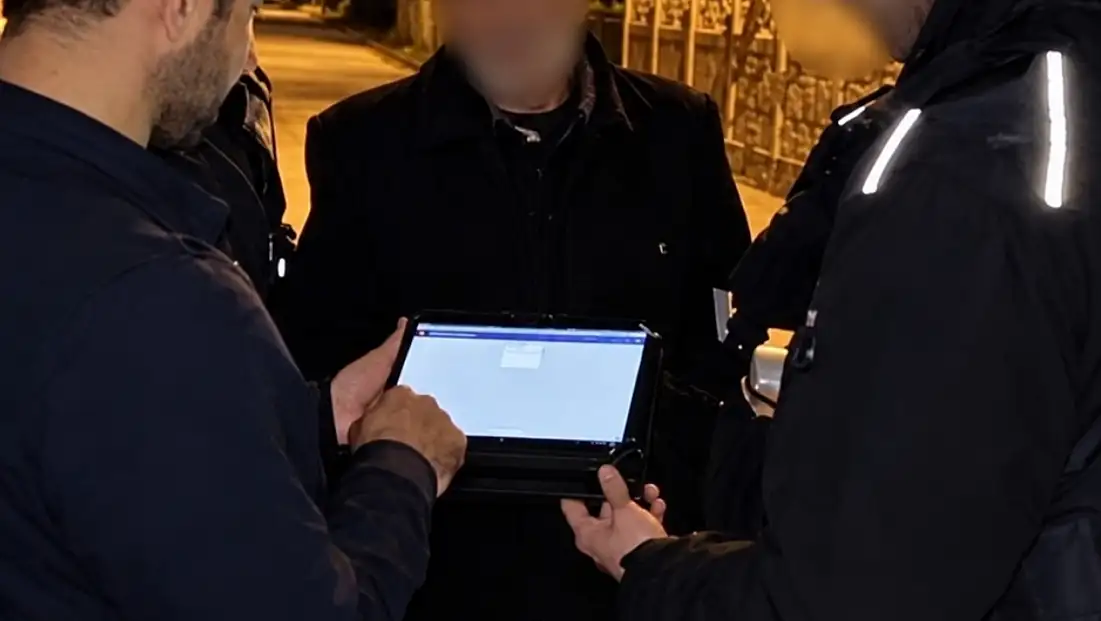 14 yıllık firarinin izini emekli maaşı ele verdi
