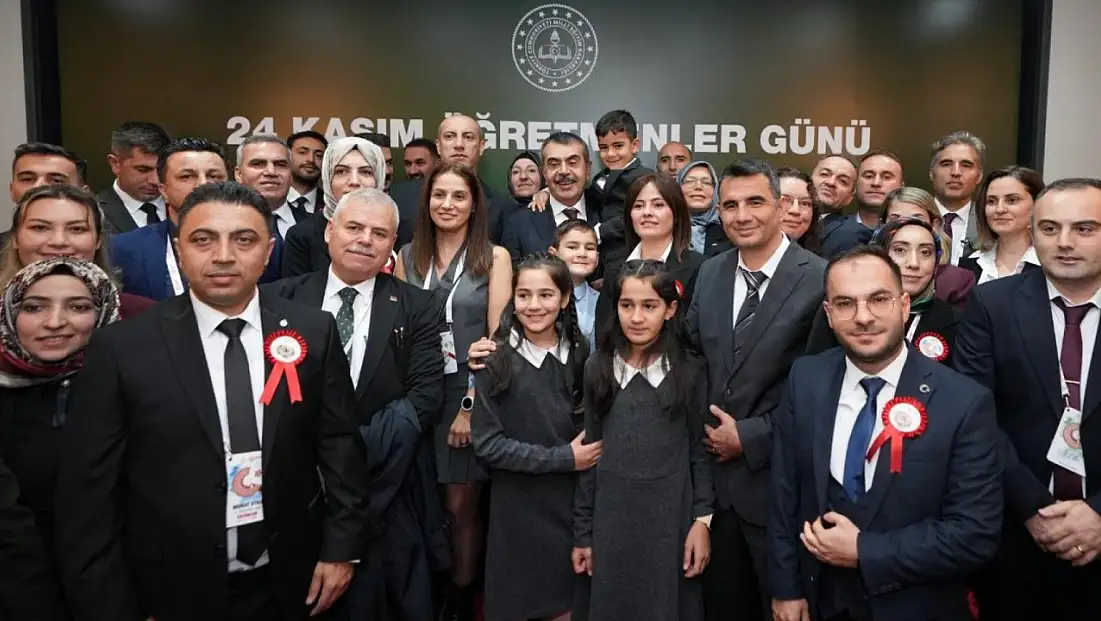 Bakan Tekin, 81 ilden gelen öğretmenlerle buluştu