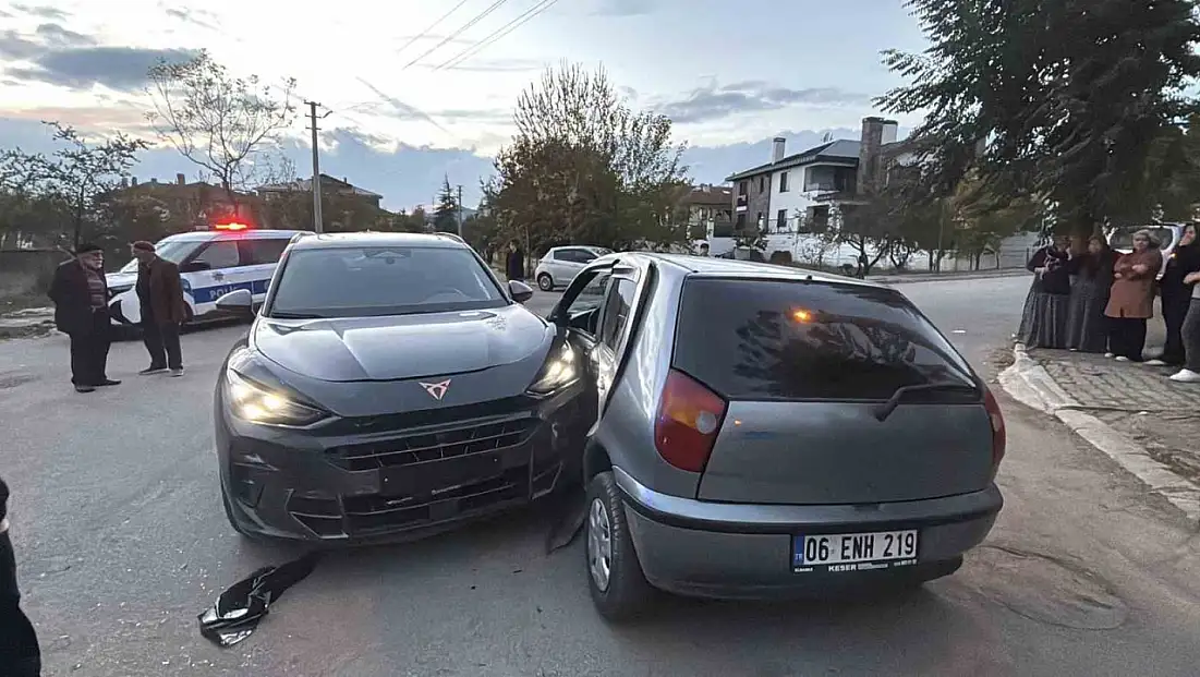 Bolu'da cip ile otomobil çarpıştı: 4 yaralı