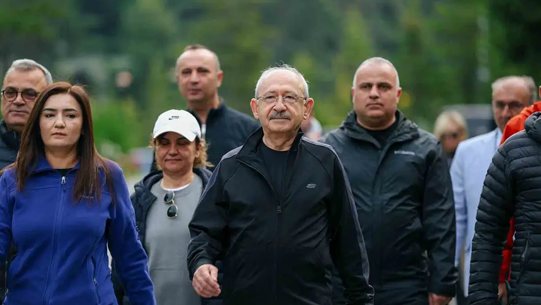 Kılıçdaroğlu, Abant Gölü çevresinde yürüyüş yaptı