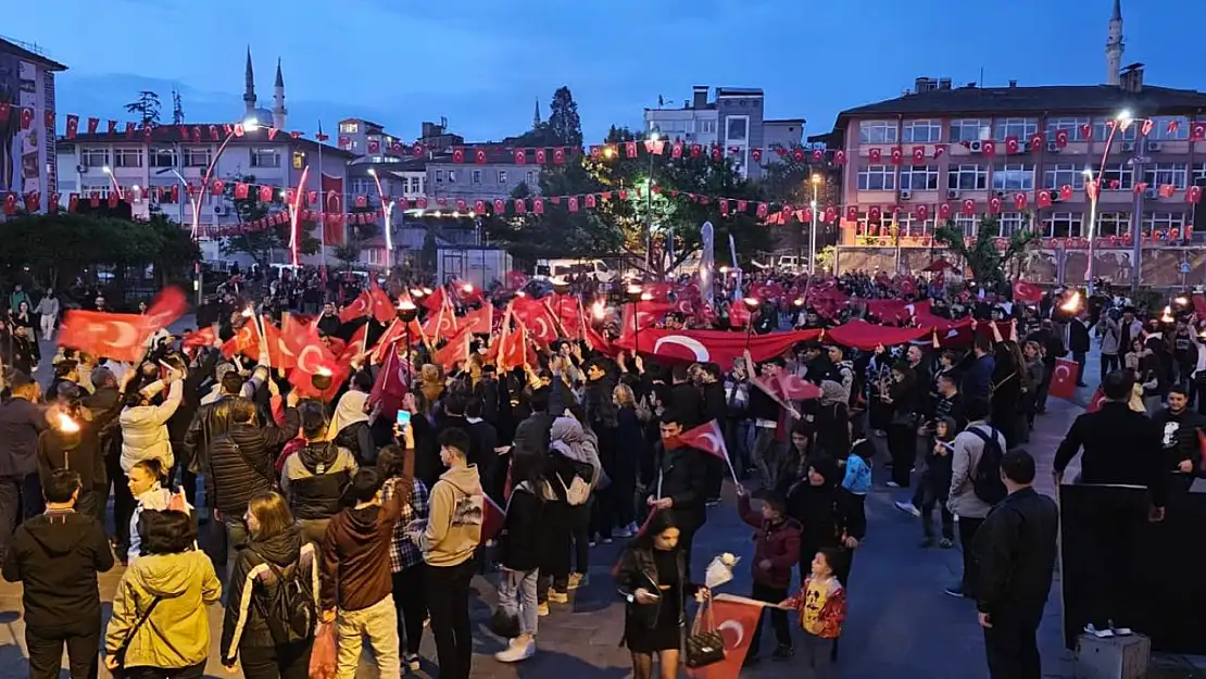 19 Mayıs coşkusu Bartın'ı aydınlattı