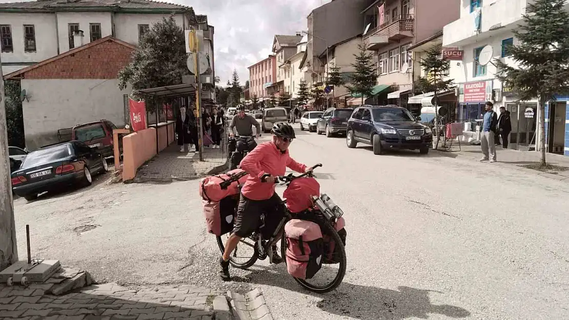 2 bin 300 km pedal çeviren Alman karı koca Türkiye'yi geziyor