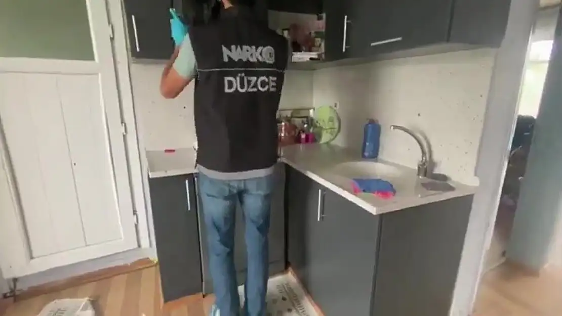 44 uyuşturucu olayına müdahale edildi 48 kişi yakalandı