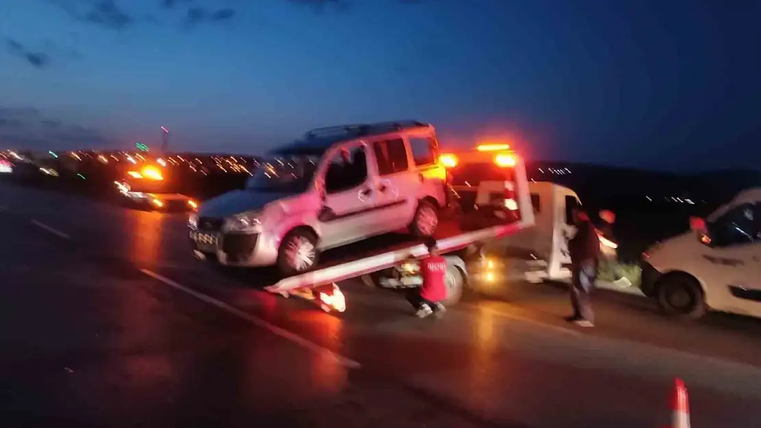 Ankara'da zincirleme trafik kazası: 1 yaralı