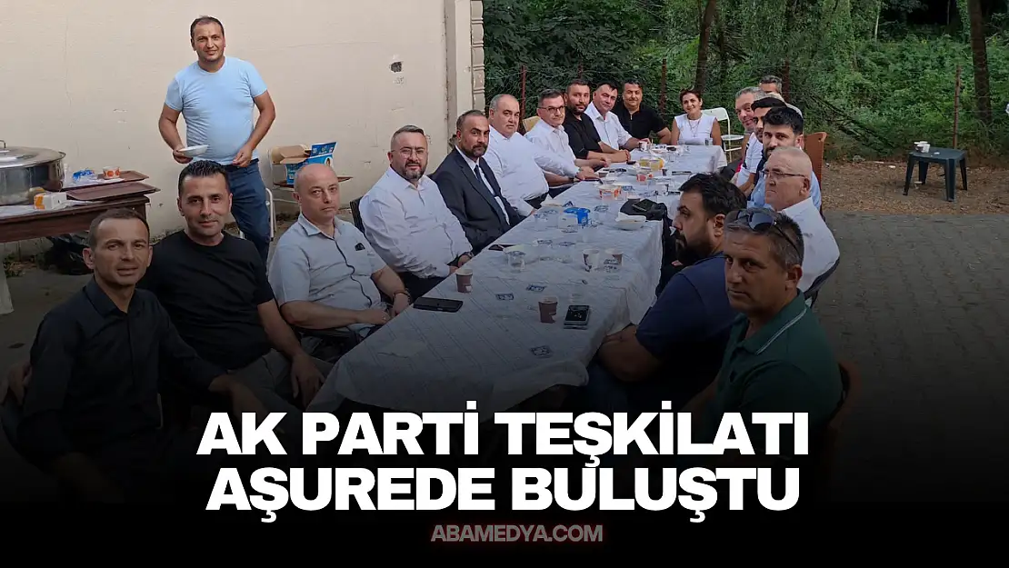 Aşure Sofrasında Birlik Mesajı