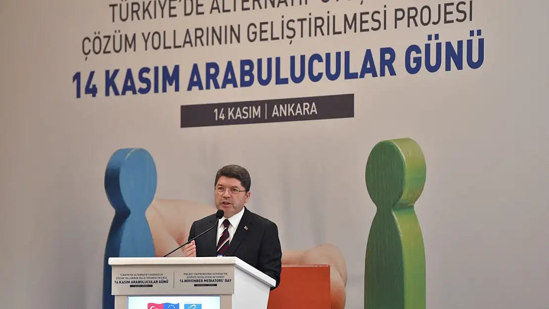 Bakan Tunç, 'Yeni anayasaya ihtiyaç var' 