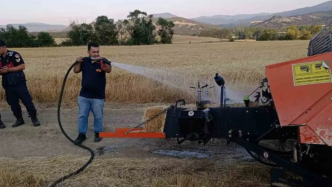 Balya makinesi yangın çıkarttı: Yangın tüpü faciayı önledi