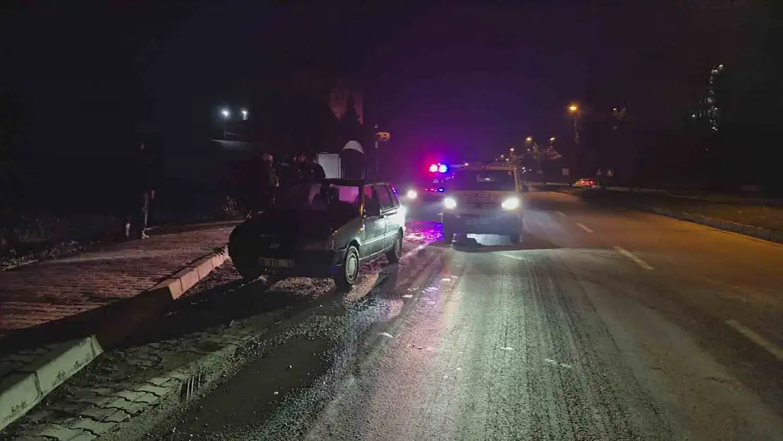 Polisi görünce aracı bırakıp kaçtı