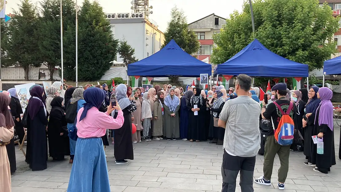 Bartın'da anneler Gazze için nöbette