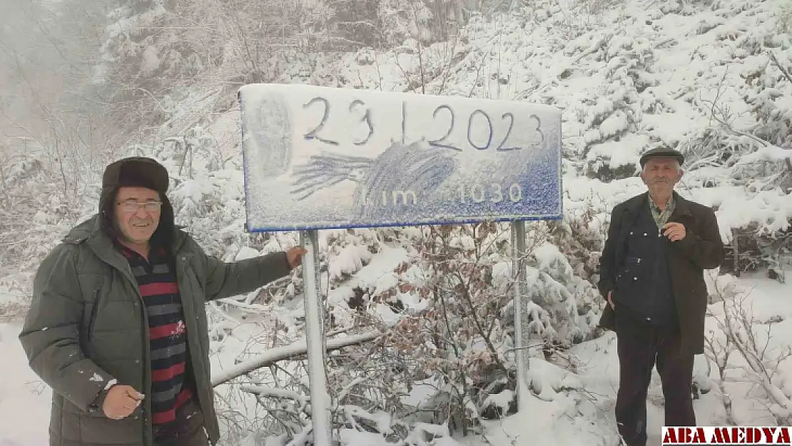 Bartın'ın yüksek kesimlerine kar yağışı başladı