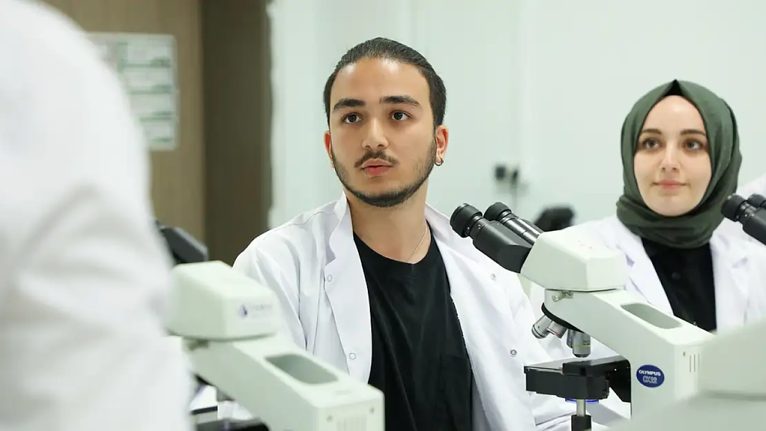 BARÜ, dünyanın en iyileri arasında