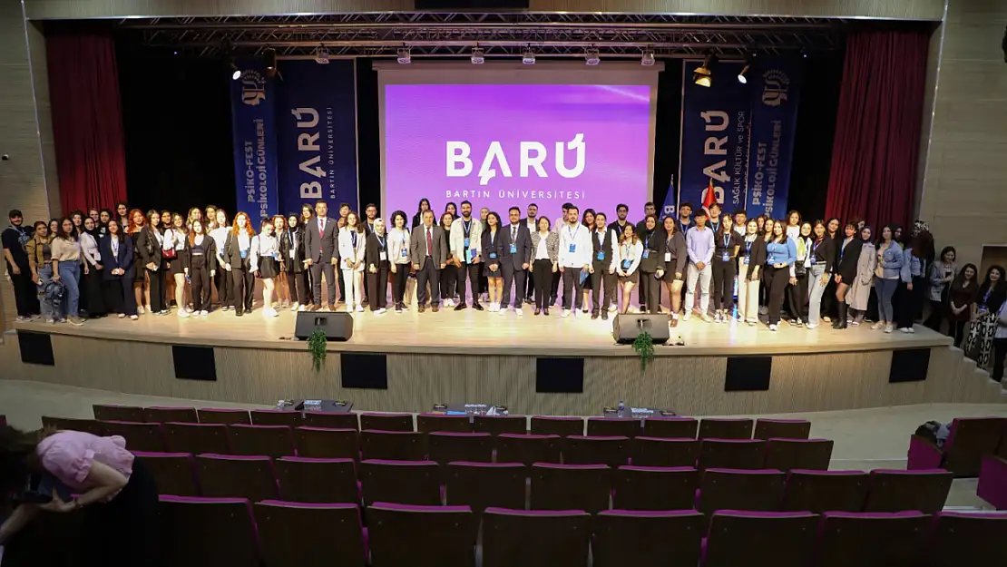 BARÜ Psiko-Fest yüzlerce kişiyi bir araya getirdi