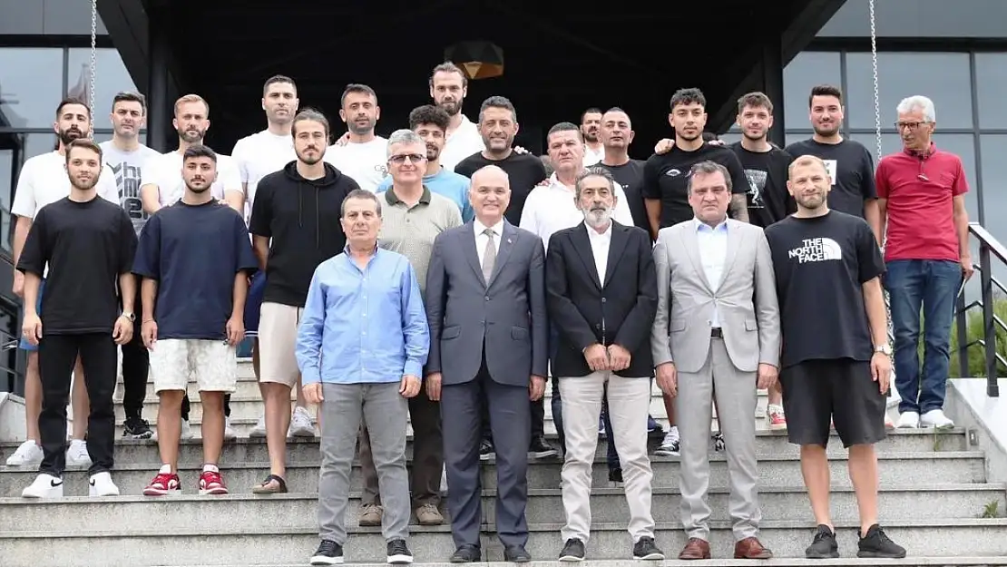 Başkan Özlü'den Düzcespor'a destek