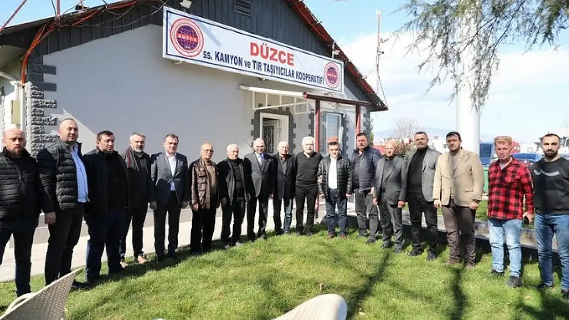 Başkan Özlü Düzce'nin yükünü taşıyan esnafla buluştu