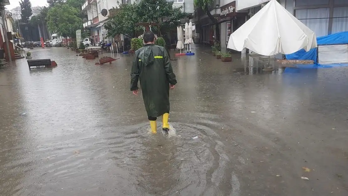 Batı Karadeniz'de aşırı yağış uyarısı