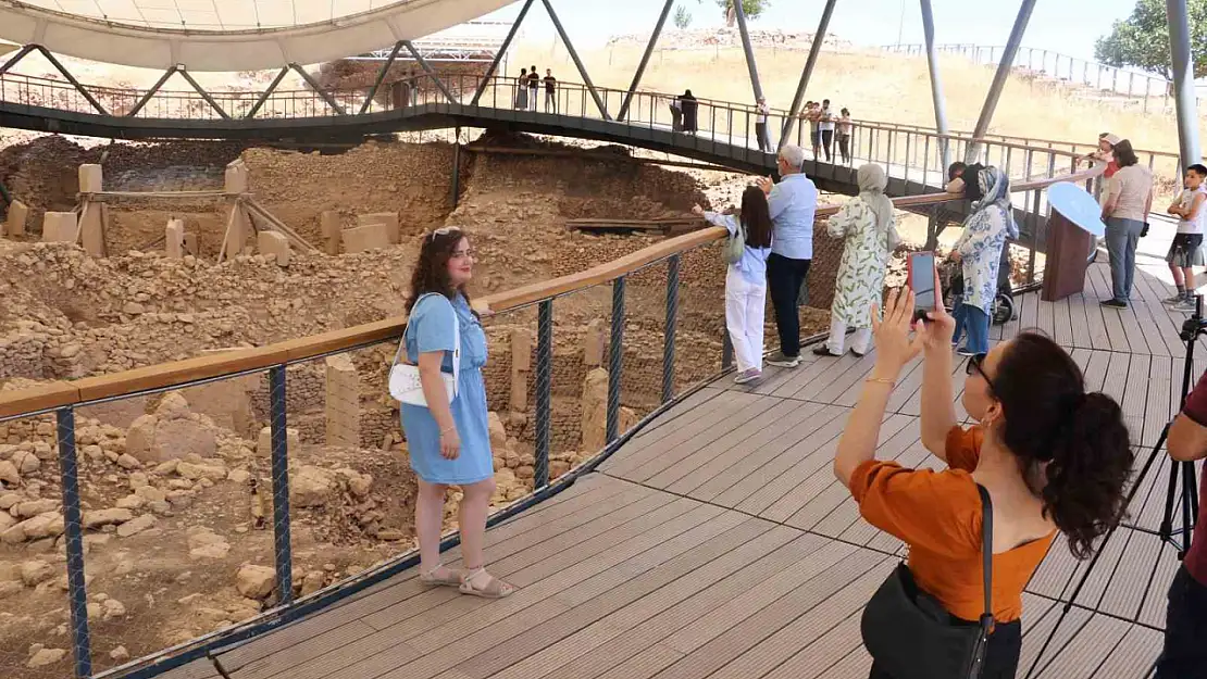 Göbeklitepe'ye ziyaretçi akını