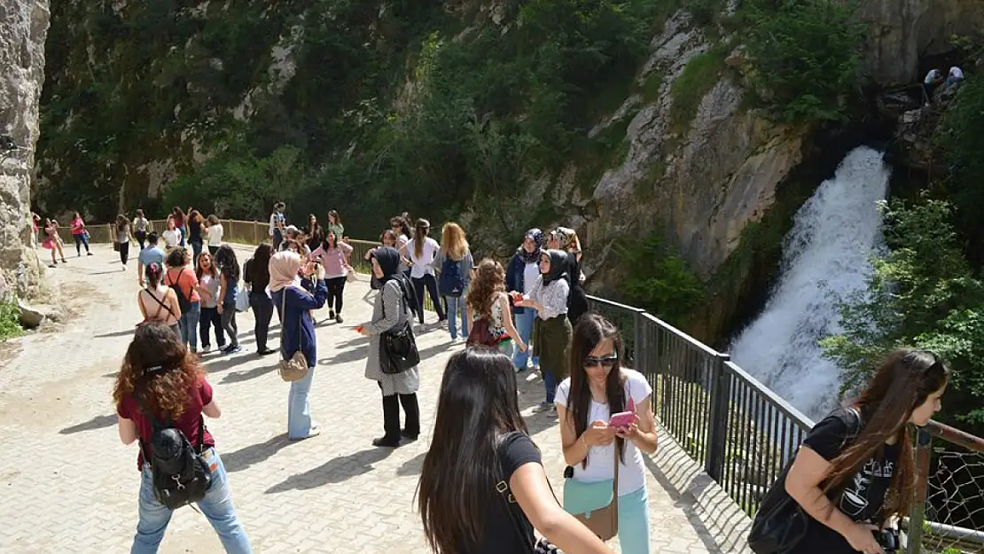 Bayramda Ulukaya'ya ziyaretçi akını