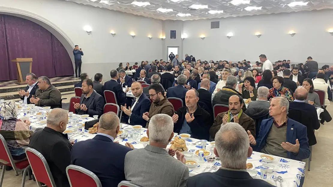 Belediyeden iftar programı 