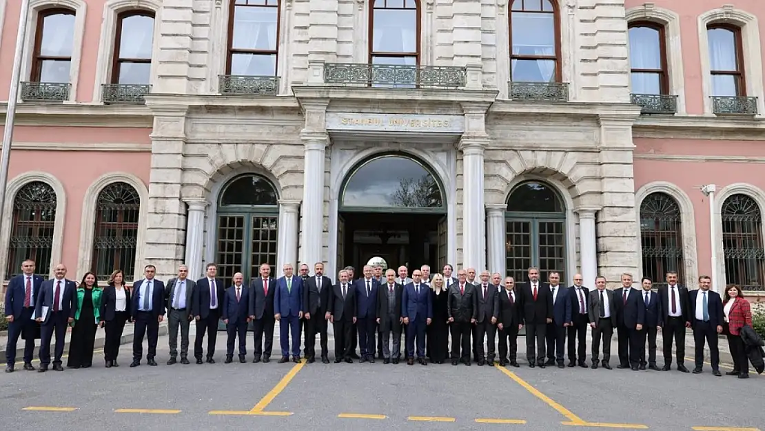 BEUN, Üniversite Hastaneleri Birliği Derneği (ÜHBD) Genel Kurul Toplantısı'nda yerini aldı