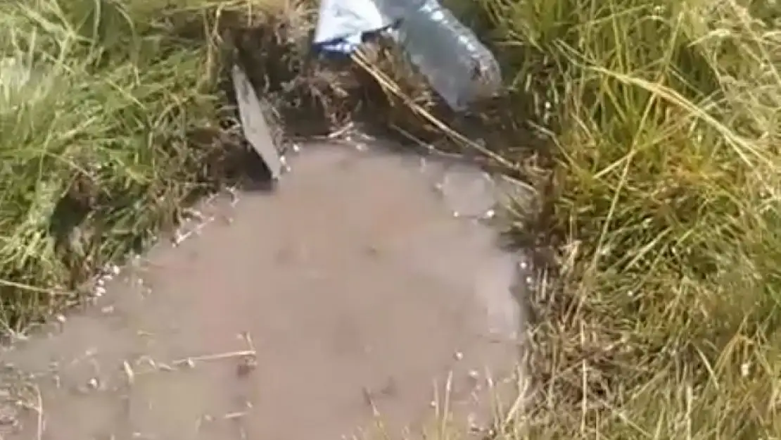 Bolu'da ilçenin su ihtiyacını karşılayan hattı parçaladılar: