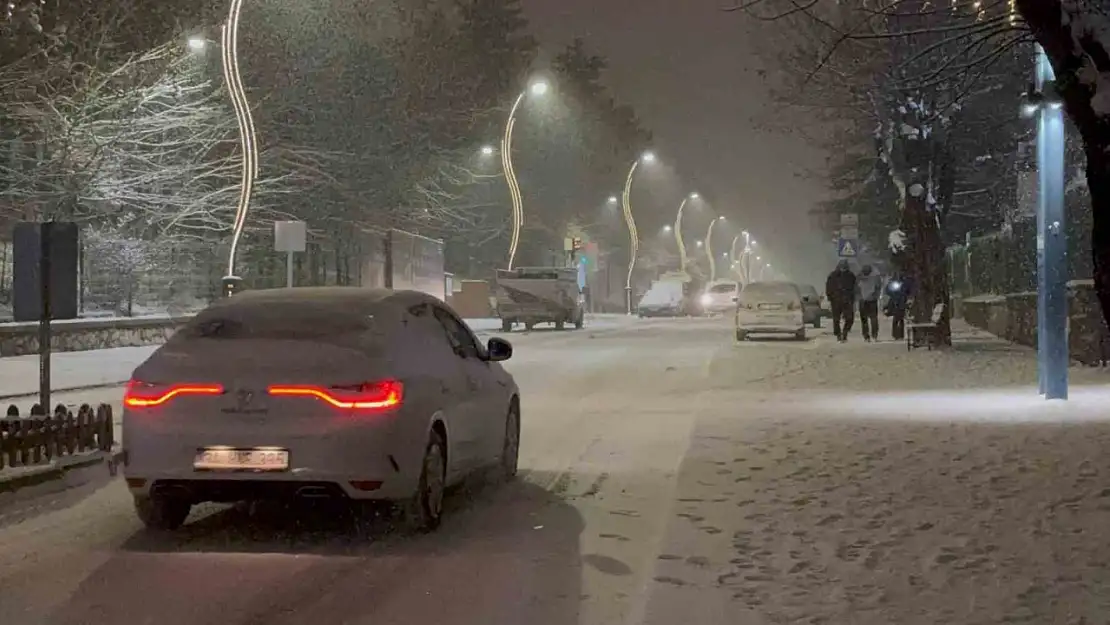 Bolu'da kurslara 2 gün kar engeli