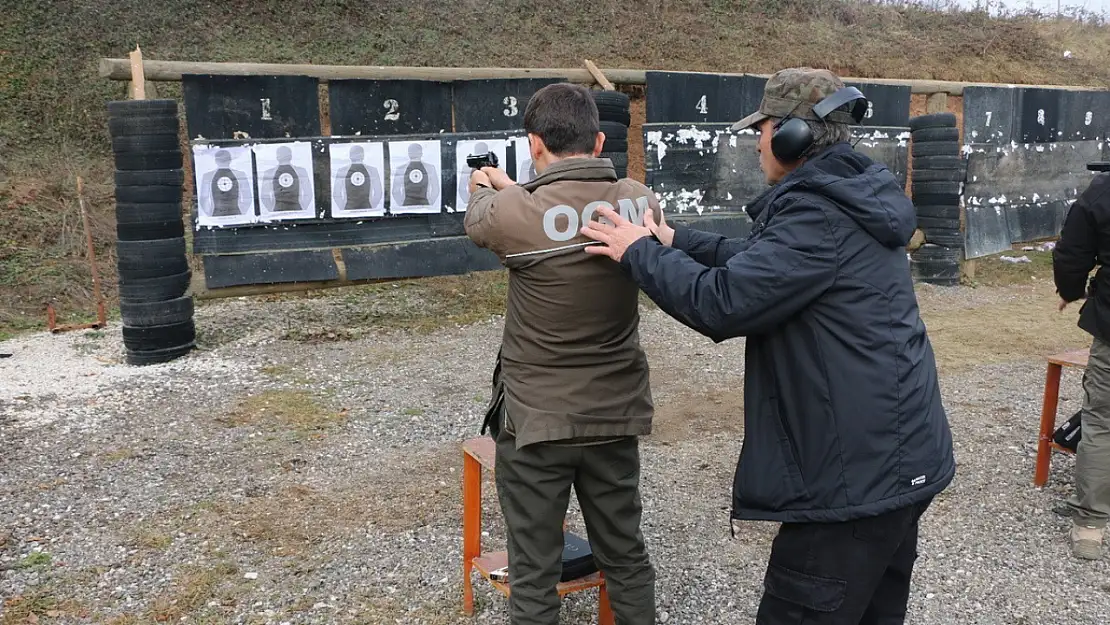 Bolu'da ormancılara silah eğitimi verildi