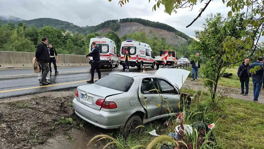 Bolu Dağında otomobil kanala uçtu 3 yaralı