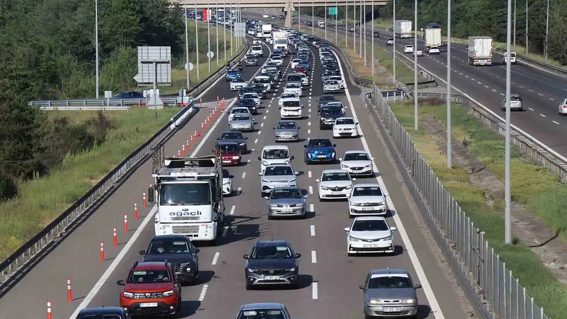 Bolu geçişinde yoğun trafik