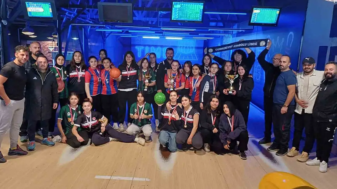 Bowling gençler müsabakaları sona erdi