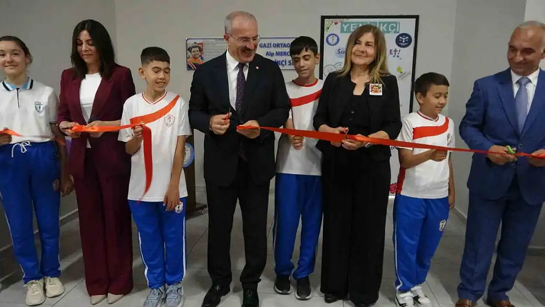 Çanakkale'de açılan yenilikçi sınıfa Bolu Kartalkaya faciasında hayatını kaybeden Alp Mercan'ın adı verildi