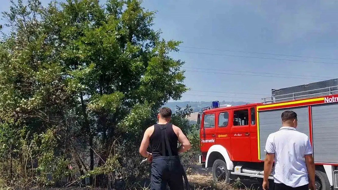 Çaycuma'da çıkan orman yangını korkuttu