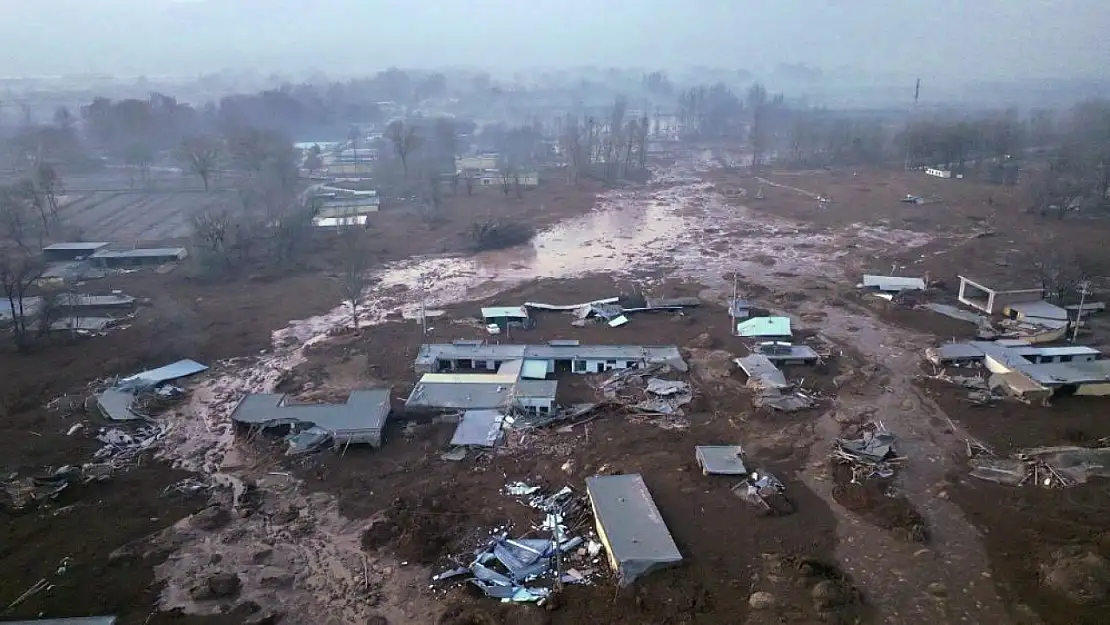 Çin'de büyük deprem