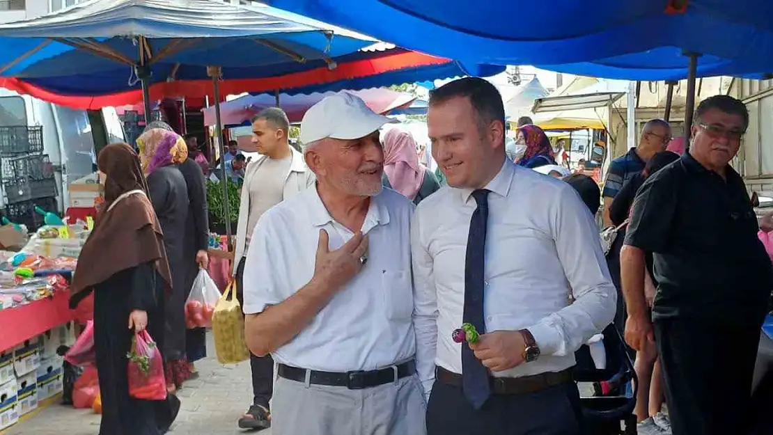 Cumayeri Kaymakamı vatandaşlara veda etti