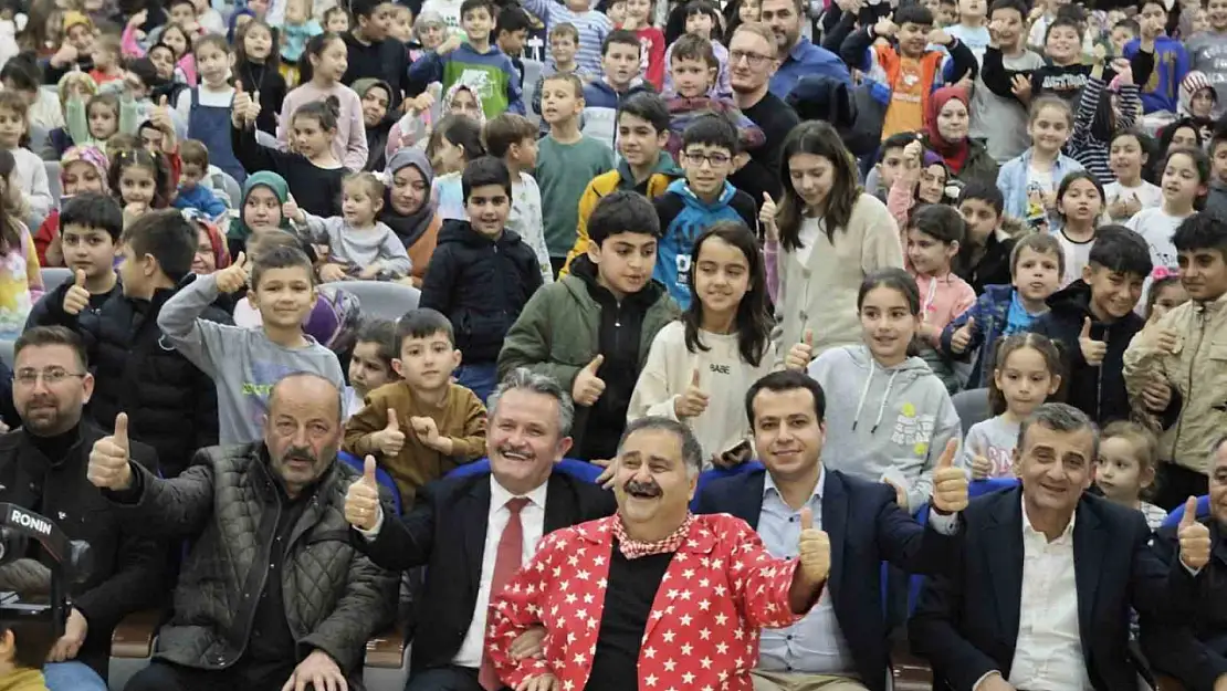 Cumayeri'nde çocuklar 'Gülümseten Yüzler'le eğlence dolu bir gün yaşadı