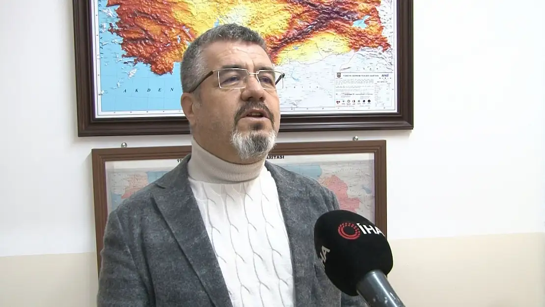 Deprem uzmanı Prof. Dr. Arslan: 'İnşallah Japonya gibi hem afete bilinçli toplum haline geliriz hem de afete dirençli kentler oluşturmaya başlarız'