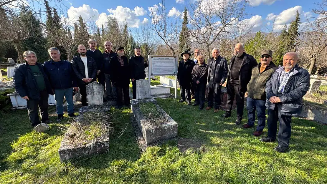 Devlet Sanatçısı Ataman mezarı başında anıldı