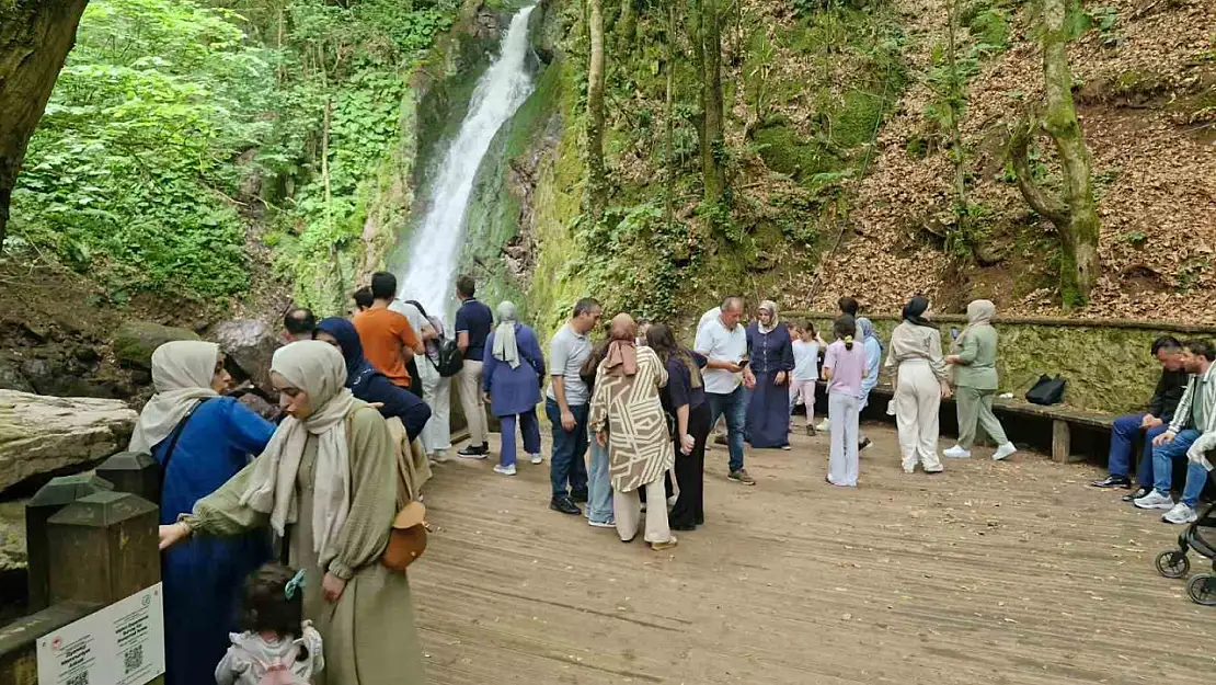 Düzce bayram boyunca 50 binden fazla kişiyi ağırladı