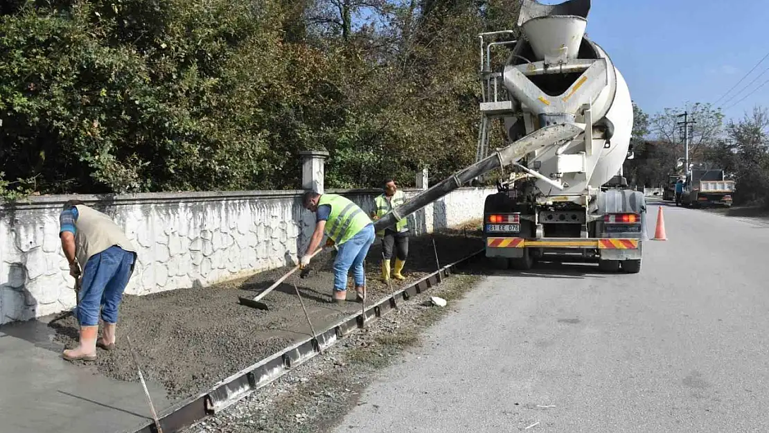 Düzce'de 7 kilometre yeni yol açıldı