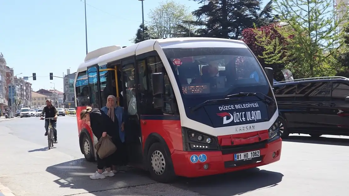 Düzce'de bayram boyunca 120 bin kişi ücretsiz seyahat etti