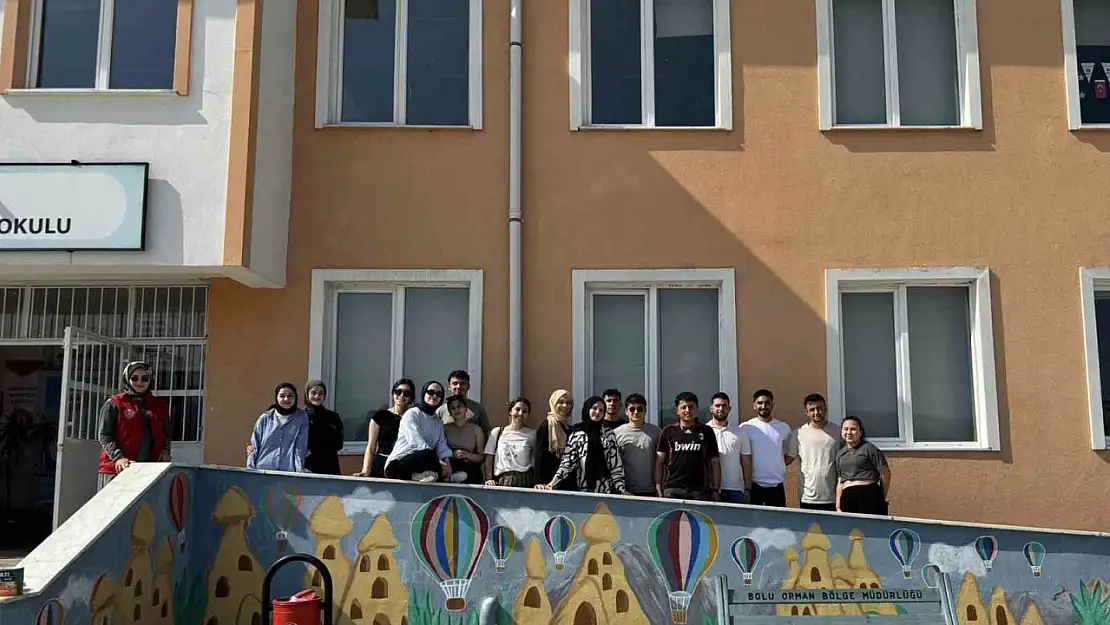 Düzce'de okul duvarlarına renkli dokunuş