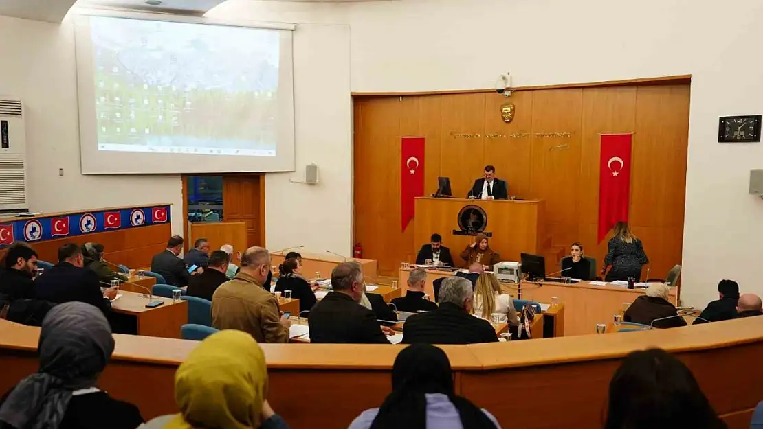 Düzce'de yılın son meclis toplantısı yapıldı