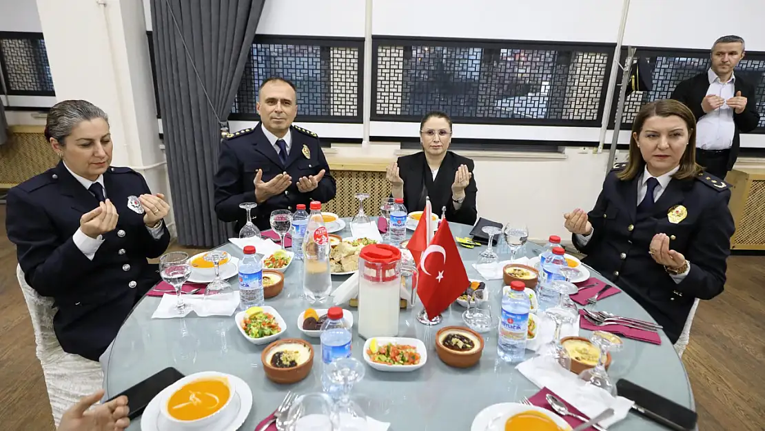 Emniyet Müdürlüğünden iftar programı