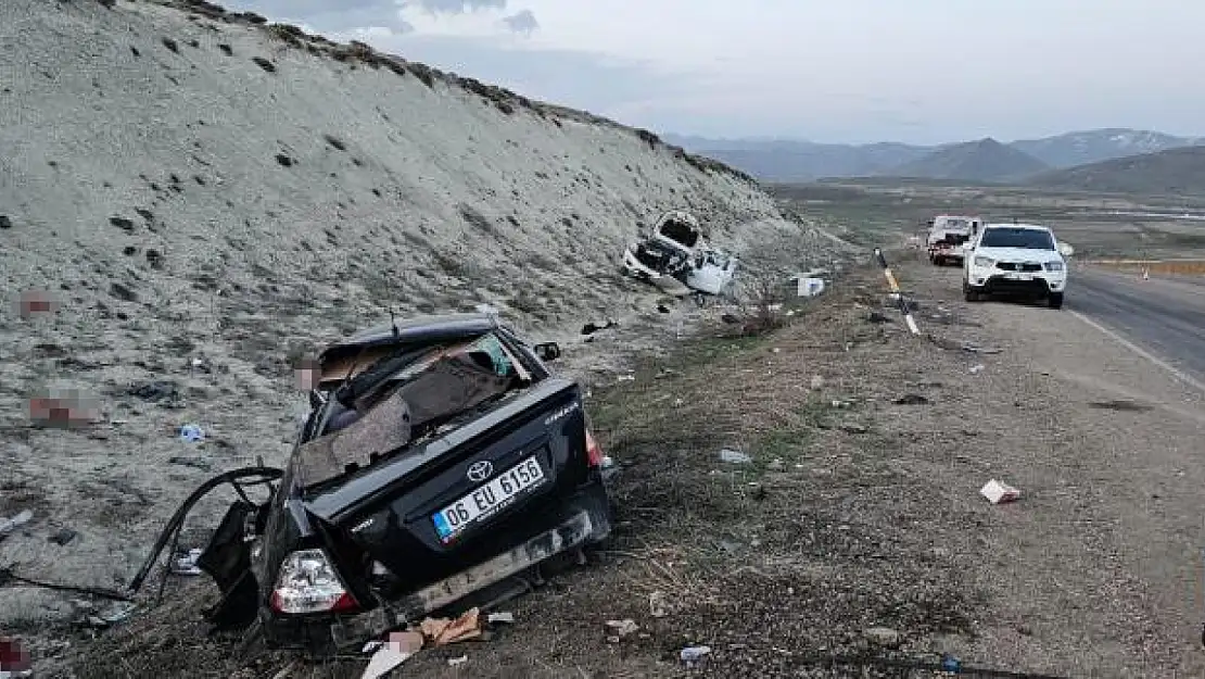 Erzurum'da pikap ile otomobil kafa kafaya çarpıştı: 1 ölü, 6 yaralı