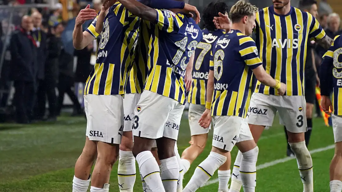 Fenerbahçe yarı finalde