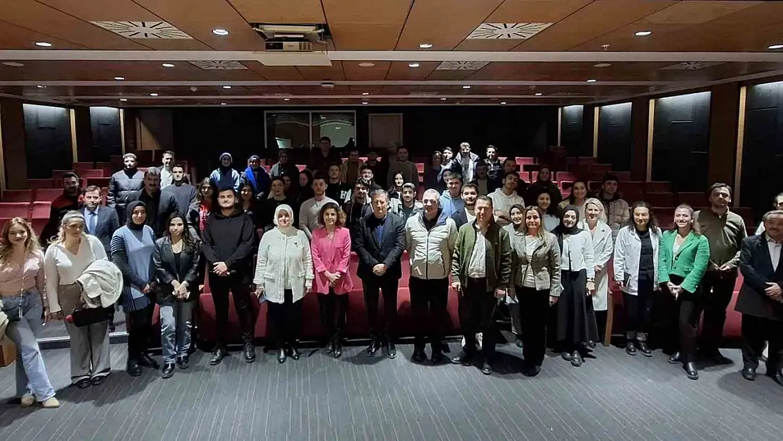 Geleceğin mühendisleriyle bir araya geldi