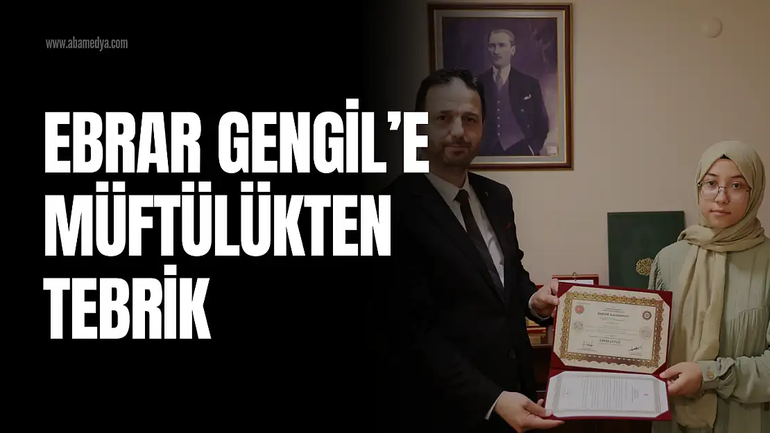 Genç Hafız Ebrar Gengil'e Belgesi Takdim Edildi