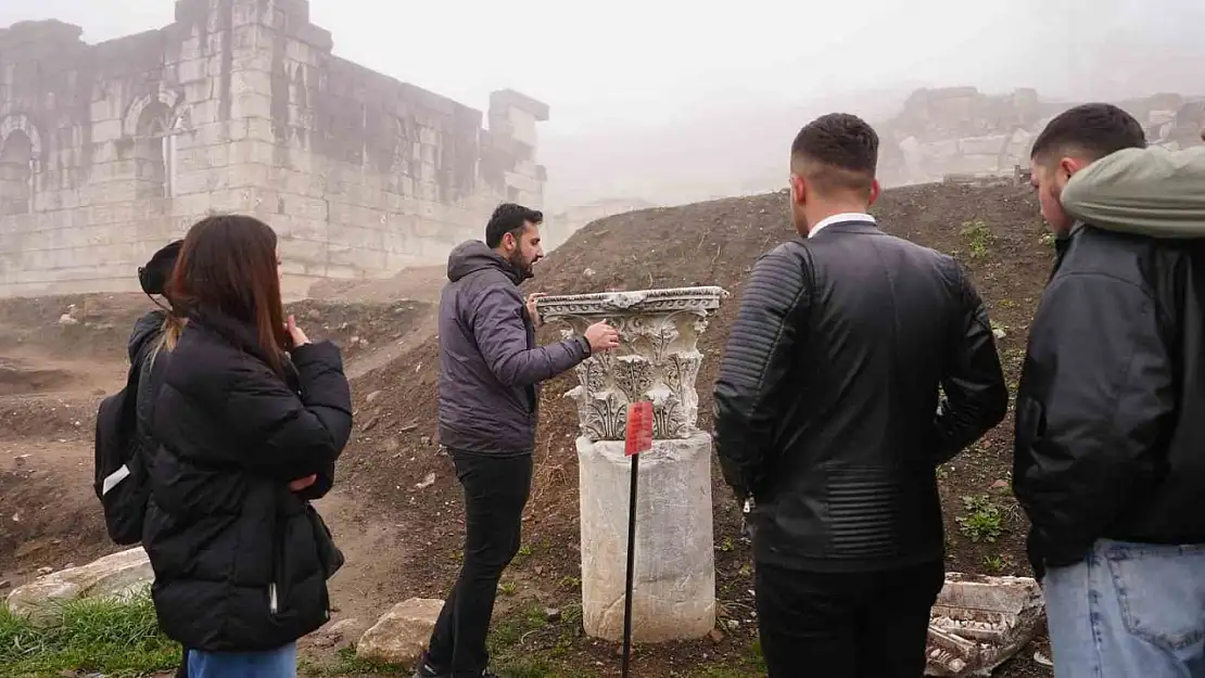 Gençler Düzce'nin tarih ve doğasını keşfetti