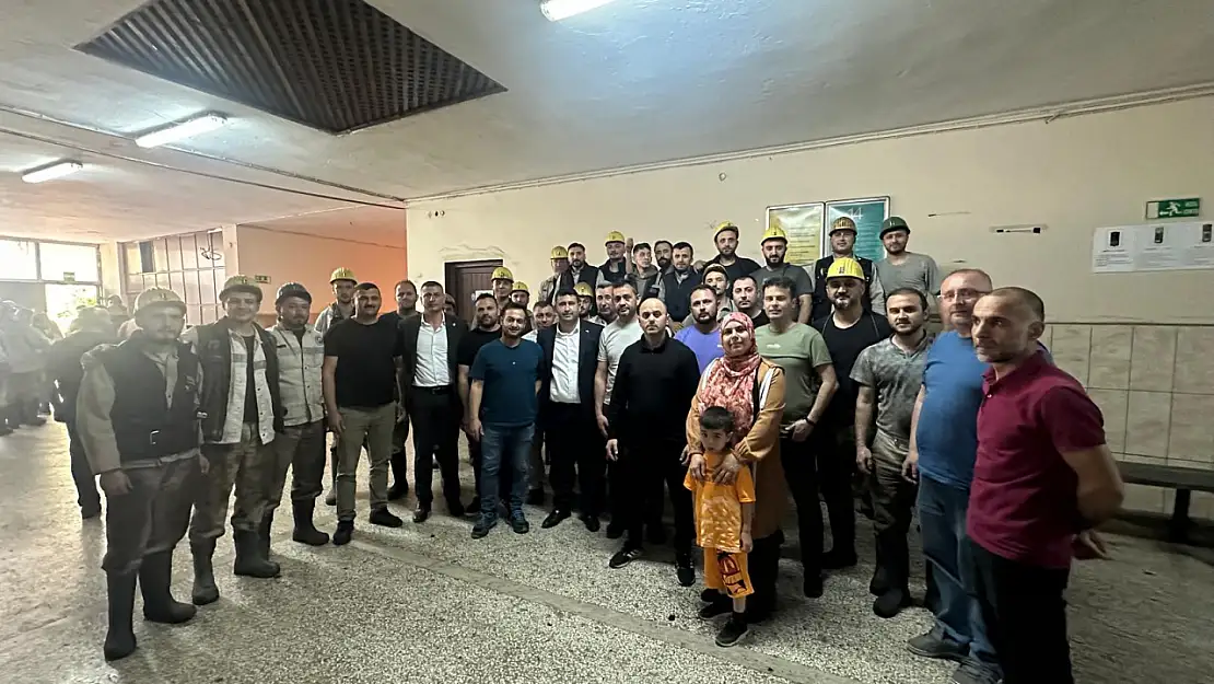 GMİS yönetimi, madenciyle bayramlaştı