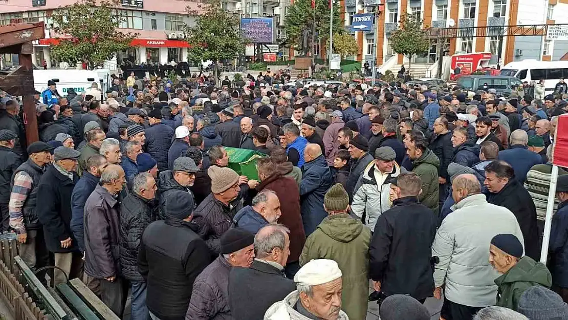 Görev yaptığı camiden cenazesi kaldırıldı