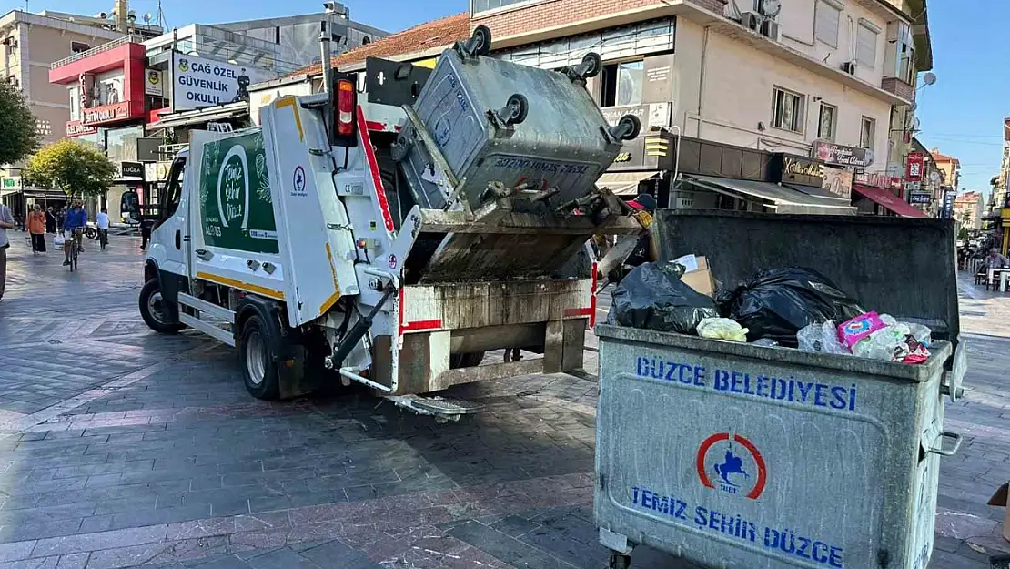 Günlük 210 ton evsel, 70 ton iri hacimli atık toplanıyor